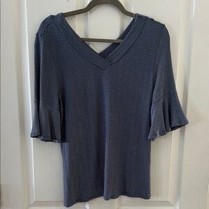 Elegant Navy Striped V-Neck Top